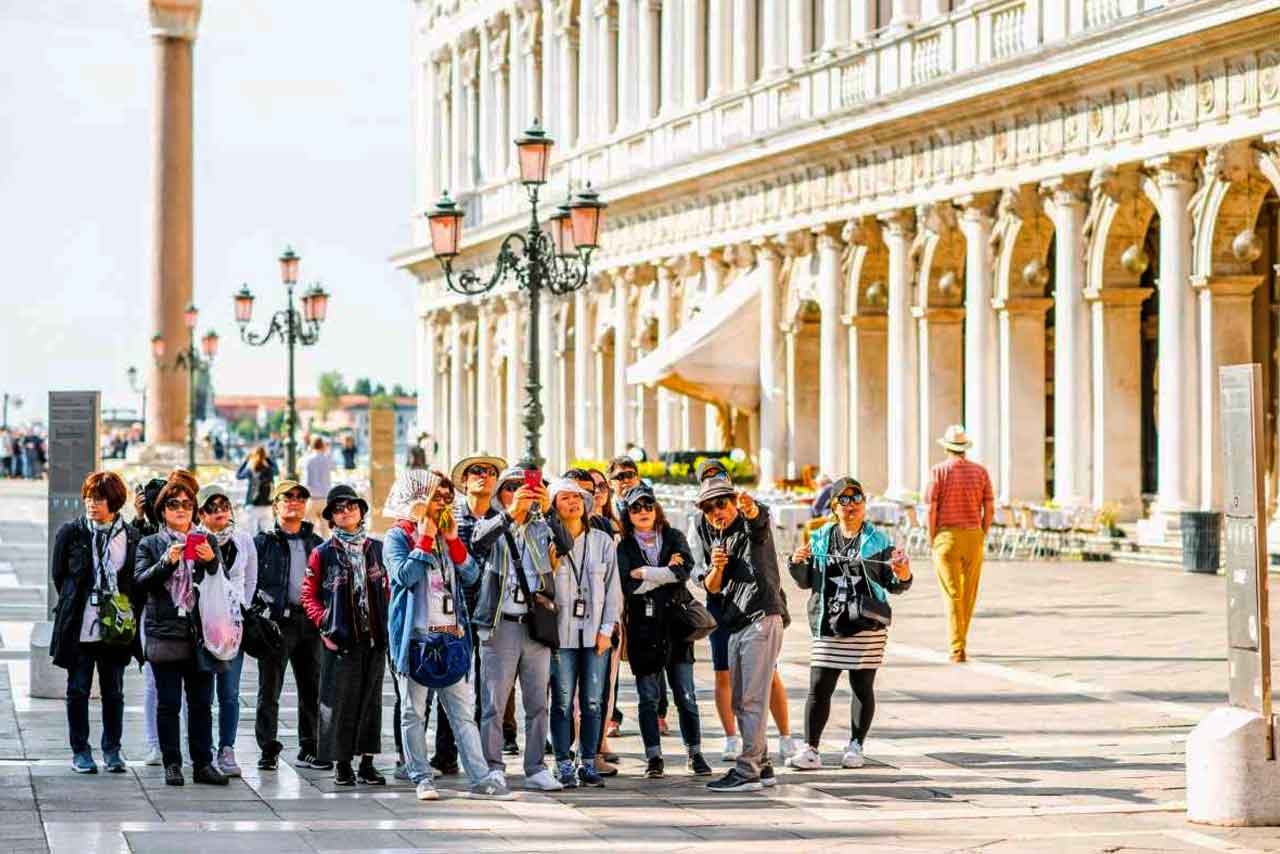 Venezia - gruppi di turisti